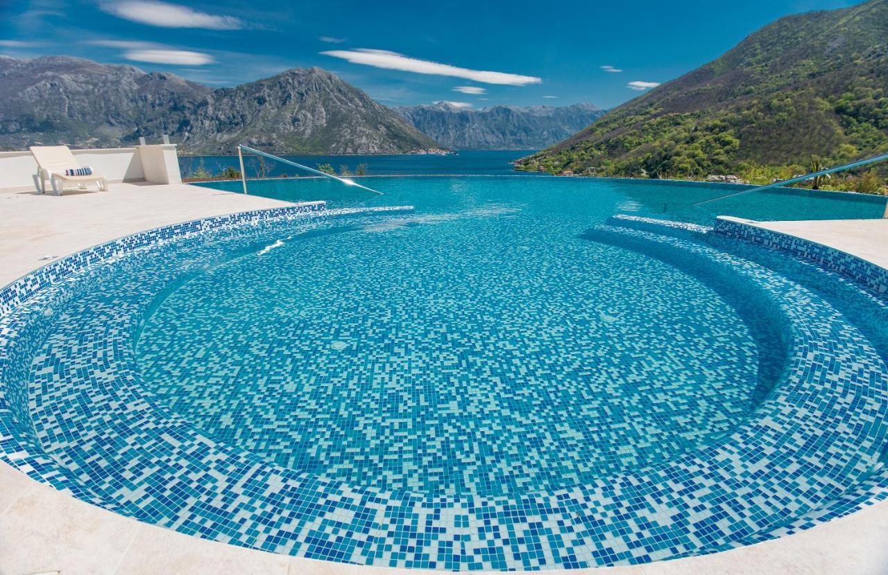 Lavender Bay Apartment C32 Donji Morinj Εξωτερικό φωτογραφία